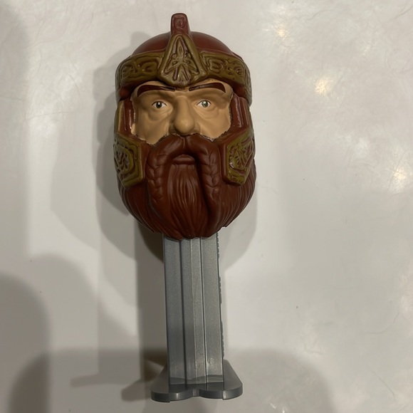 The Lord of the Rings PEZ Collectible - Gimli (Brown & Silver) #B7 1117930 - Picture 8 of 16